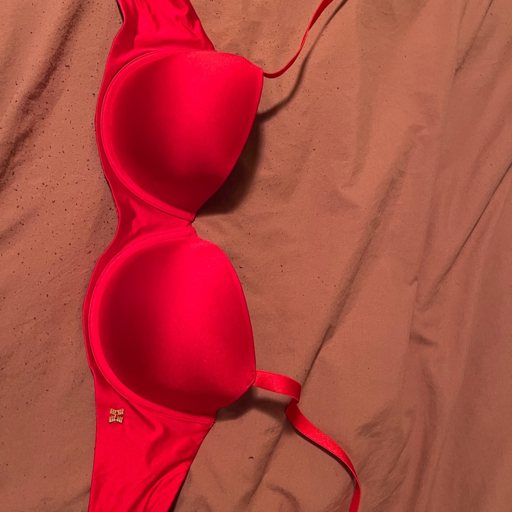 Gently by Rihanna bra